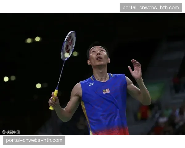 特写：全英赛颁奖礼，老将谌龙作为颁奖嘉宾现身引怀旧热潮