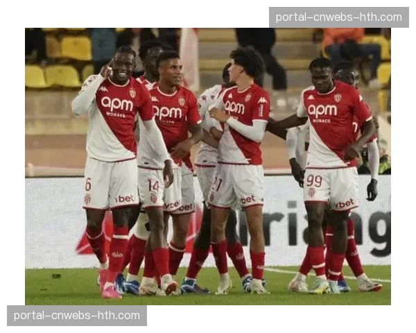 摩纳哥中场福法纳因肌肉疲劳缺席本轮合练，出战成疑