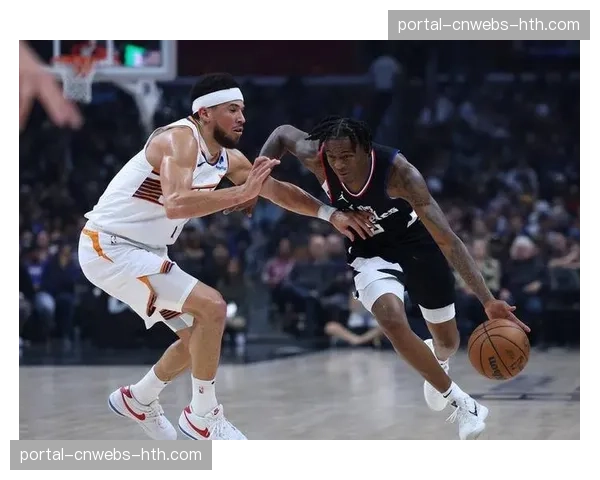 赛后通讯：快船四巨头合砍95分，客场大胜太阳锁定太平洋赛区头名