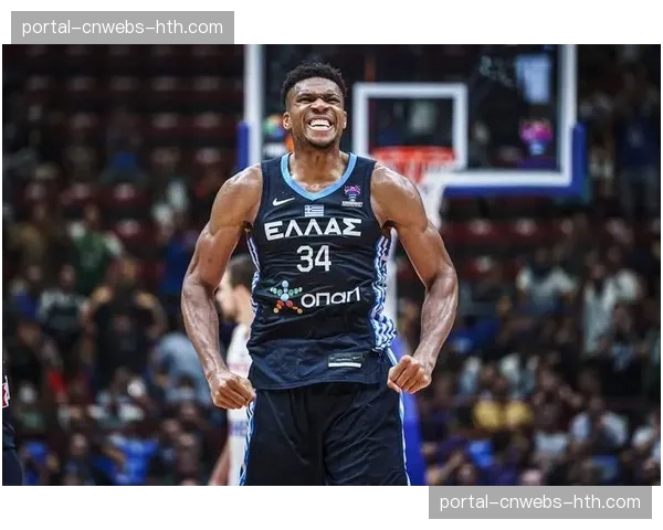 特写：终场前2.1秒，斯图尔特封盖锁定胜局后振臂怒吼